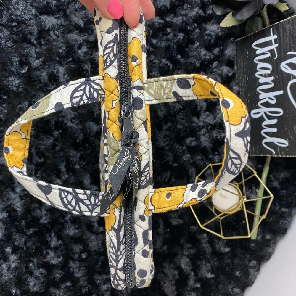 NWOT Vera Bradley Hanging Travel Bag